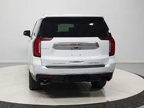 Used 2021 GMC Yukon XL Denali w/ Advanced Technology Package AWD/4WD image 7