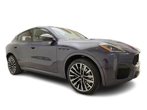 New 2025 Maserati Grecale Modena image 3