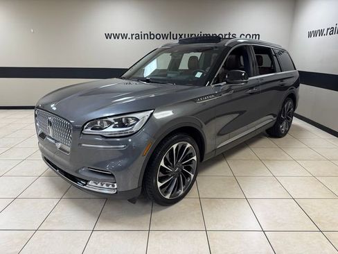 Used 2023 Lincoln Aviator Reserve w/ Equipment Group 201A RWD image 3