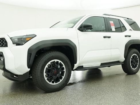 New 2026 Toyota 4Runner TRD Off-Road Premium AWD/4WD image 17