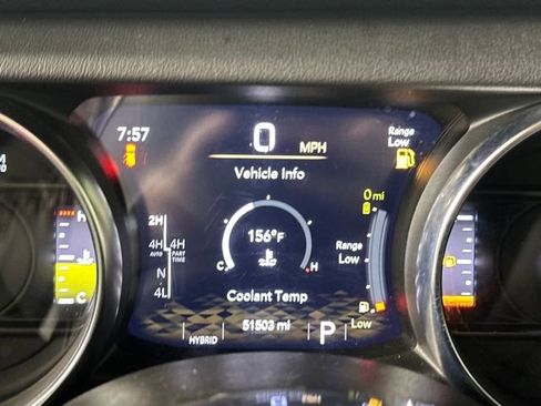 Used 2022 Jeep Wrangler Unlimited Sahara image 18