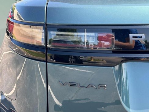 Used 2026 Land Rover Range Rover Velar Dynamic SE image 11