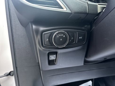 Used 2018 Lincoln MKX Select w/ Select Plus Package image 16