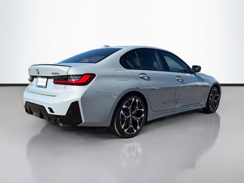 New 2026 BMW 330i Sedan w/ M Sport Package image 3