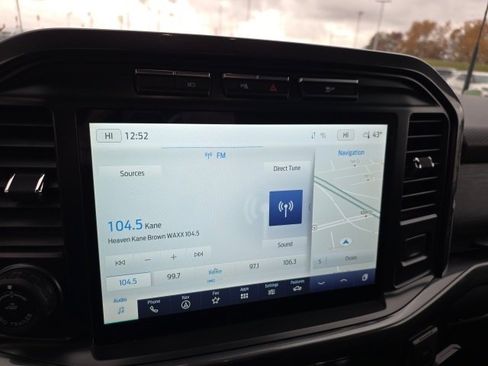 Certified 2022 Ford F150 XLT w/ Equipment Group 302A High image 18