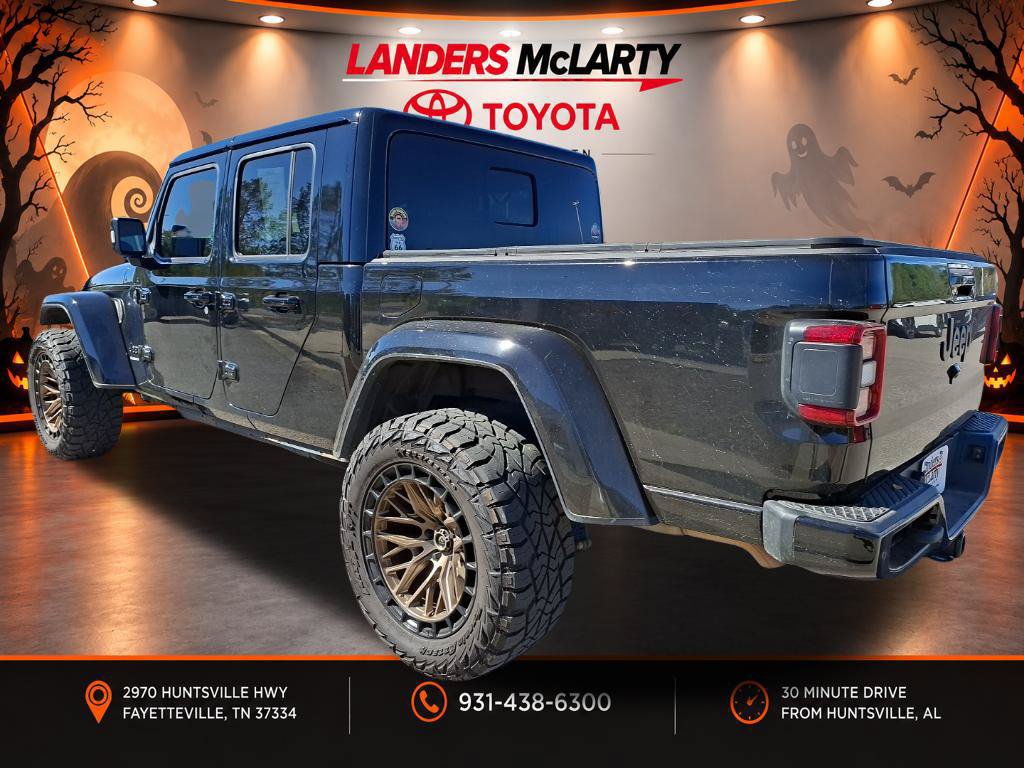Used 2023 Jeep Gladiator Overland AWD/4WD image 5