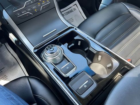 Used 2019 Ford Edge SEL w/ Equipment Group 201A FWD image 20