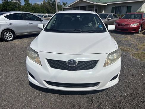 Used 2010 Toyota Corolla LE FWD image 2