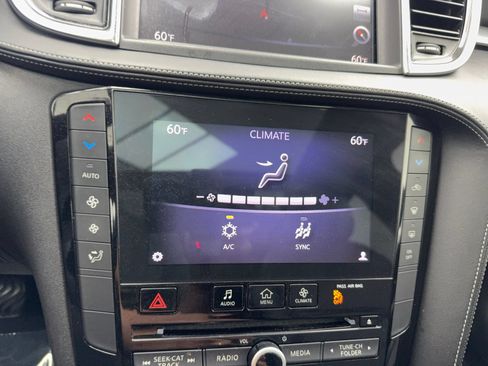 Used 2019 INFINITI QX50 Luxe w/ Navigation Package FWD image 28