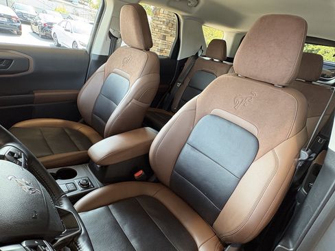 Used 2023 Ford Bronco Sport Badlands w/ Premium Package AWD/4WD image 23