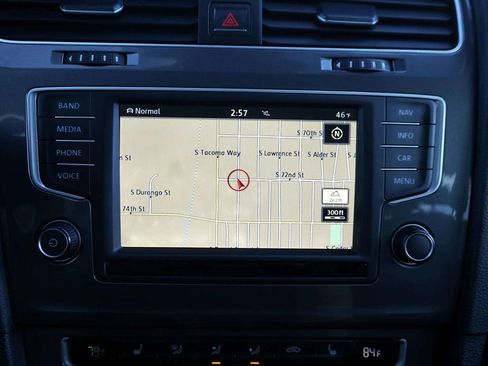 Used 2017 Volkswagen Golf Alltrack SEL image 27