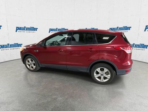 Used 2016 Ford Escape SE FWD image 8
