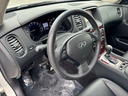 Used 2016 INFINITI QX50 AWD w/ Technology Package image 18