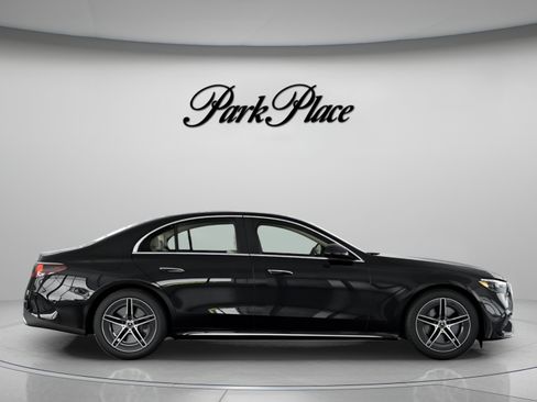 Used 2026 Mercedes-Benz E 450 4MATIC Sedan image 24