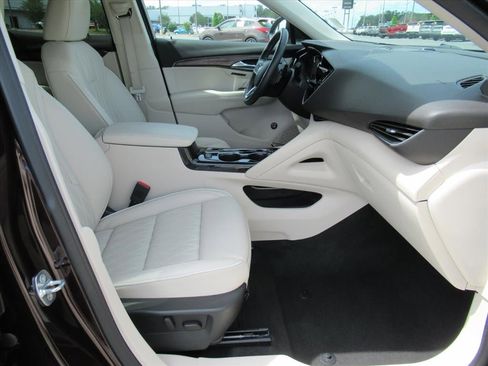 Used 2023 Buick Envision Avenir FWD image 10