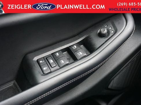 Used 2023 Jeep Grand Cherokee Limited image 30