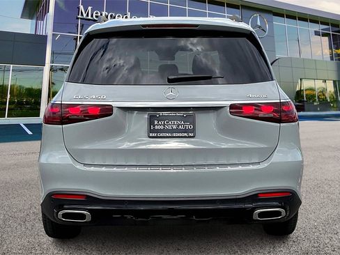 New 2026 Mercedes-Benz GLS 450 4MATIC image 4