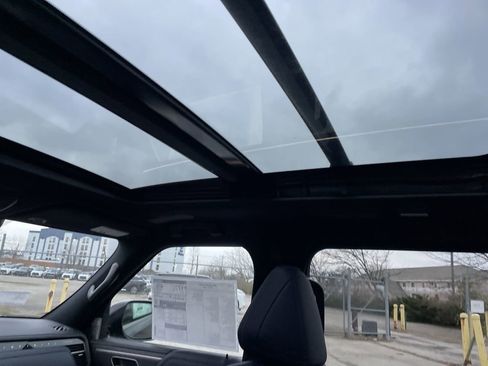 New 2026 INFINITI QX80 SPORT image 18