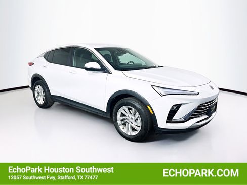 Used 2025 Buick Envista Preferred image 1