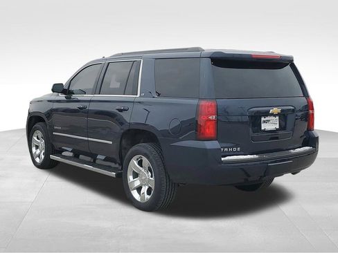 Used 2019 Chevrolet Tahoe LT w/ LT Signature Package image 6