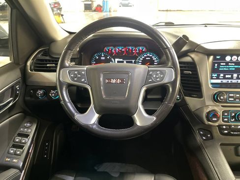 Used 2020 GMC Yukon SLT AWD/4WD image 17