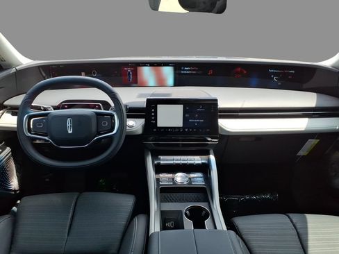 New 2024 Lincoln Nautilus Reserve w/ Equipment Group 203A AWD/4WD image 17