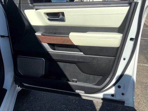Used 2023 Toyota Tundra Capstone image 21