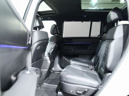 Used 2024 Hyundai Santa Fe Calligraphy image 29