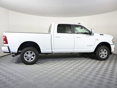 Used 2024 RAM 2500 Laramie AWD/4WD image 8