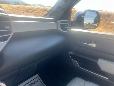 Used 2024 Toyota Tundra Limited image 22