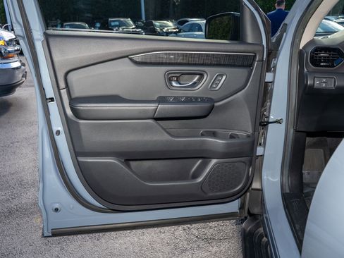 Certified 2023 Honda Pilot Elite image 12