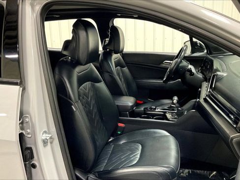 Used 2024 Kia Sportage X-Line w/ X-Line Premium Package AWD/4WD image 7