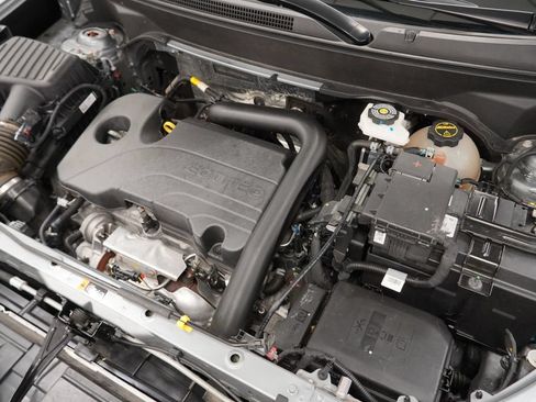 Certified 2024 Chevrolet Equinox LT FWD image 41