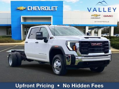 New 2026 GMC Sierra 3500 Pro w/ Convenience Package