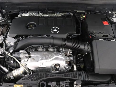 Certified 2022 Mercedes-Benz GLB 250 image 26