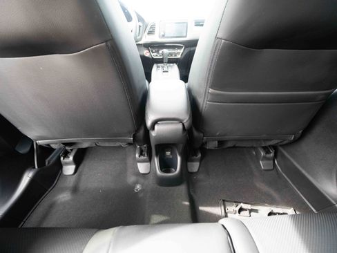 Used 2022 Honda HR-V EX-L image 22