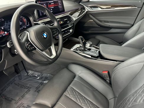 Certified 2023 BMW 540i w/ Premium Package RWD image 4