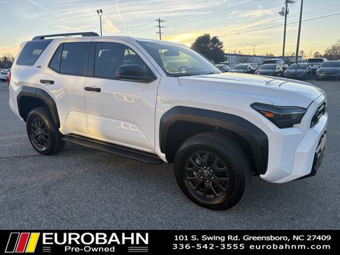 Used 2025 Toyota 4Runner SR5 image 16