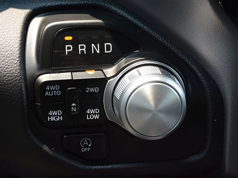 Used 2023 RAM 1500 Laramie AWD/4WD image 13