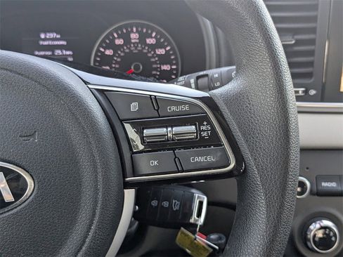 Used 2020 Kia Sportage LX image 20