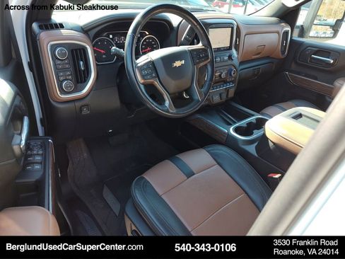 Used 2022 Chevrolet Silverado 2500 High Country w/ Safety Package II image 15