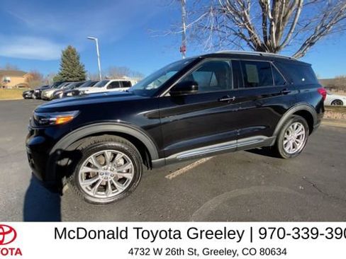 Used 2023 Ford Explorer Limited AWD/4WD image 5