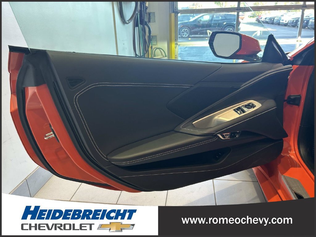 Used 2025 Chevrolet Corvette Stingray Coupe w/ 1LT RWD image 12