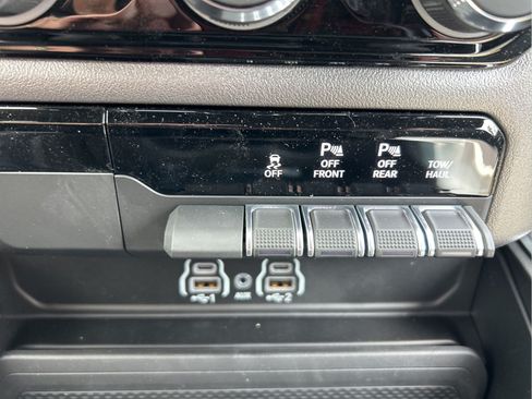 New 2026 RAM 1500 Big Horn AWD/4WD image 29