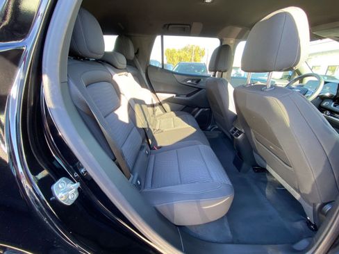 Used 2025 Chevrolet Equinox LT image 39