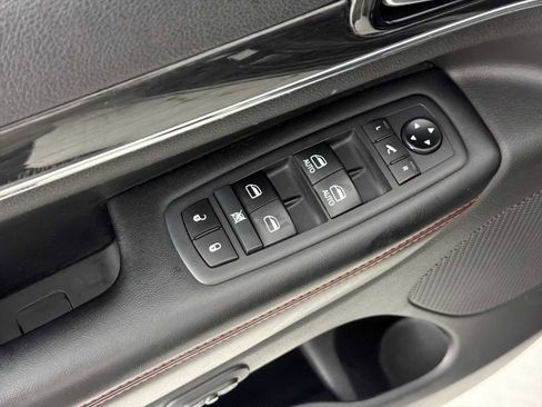 Used 2020 Jeep Grand Cherokee Trailhawk AWD/4WD image 15