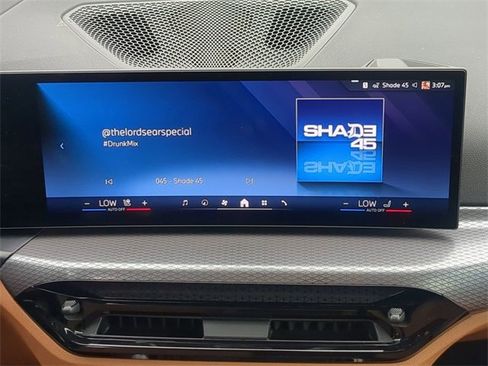 Used 2025 BMW 330i Sedan image 19