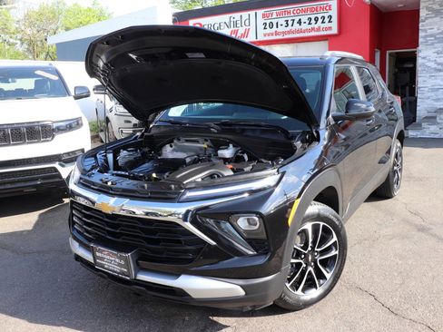 Used 2025 Chevrolet TrailBlazer LT image 43
