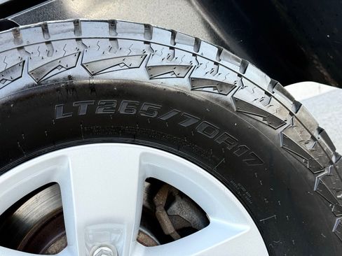 Used 2021 RAM 1500 Tradesman w/ Chrome Appearance Group image 17