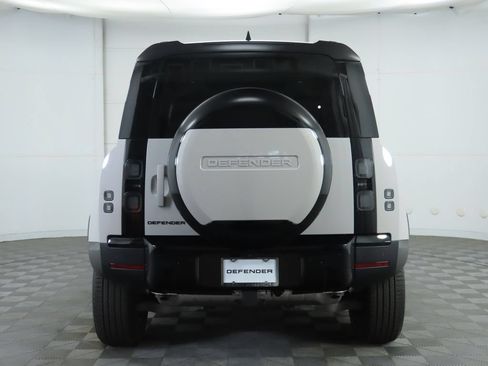 Used 2026 Land Rover Defender 110 S AWD/4WD image 6